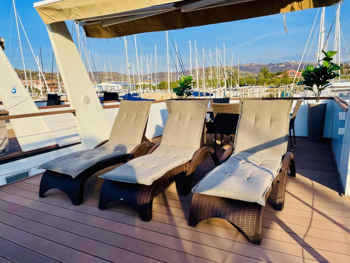 Floating House Hurrea Villa Portorose Esterno foto