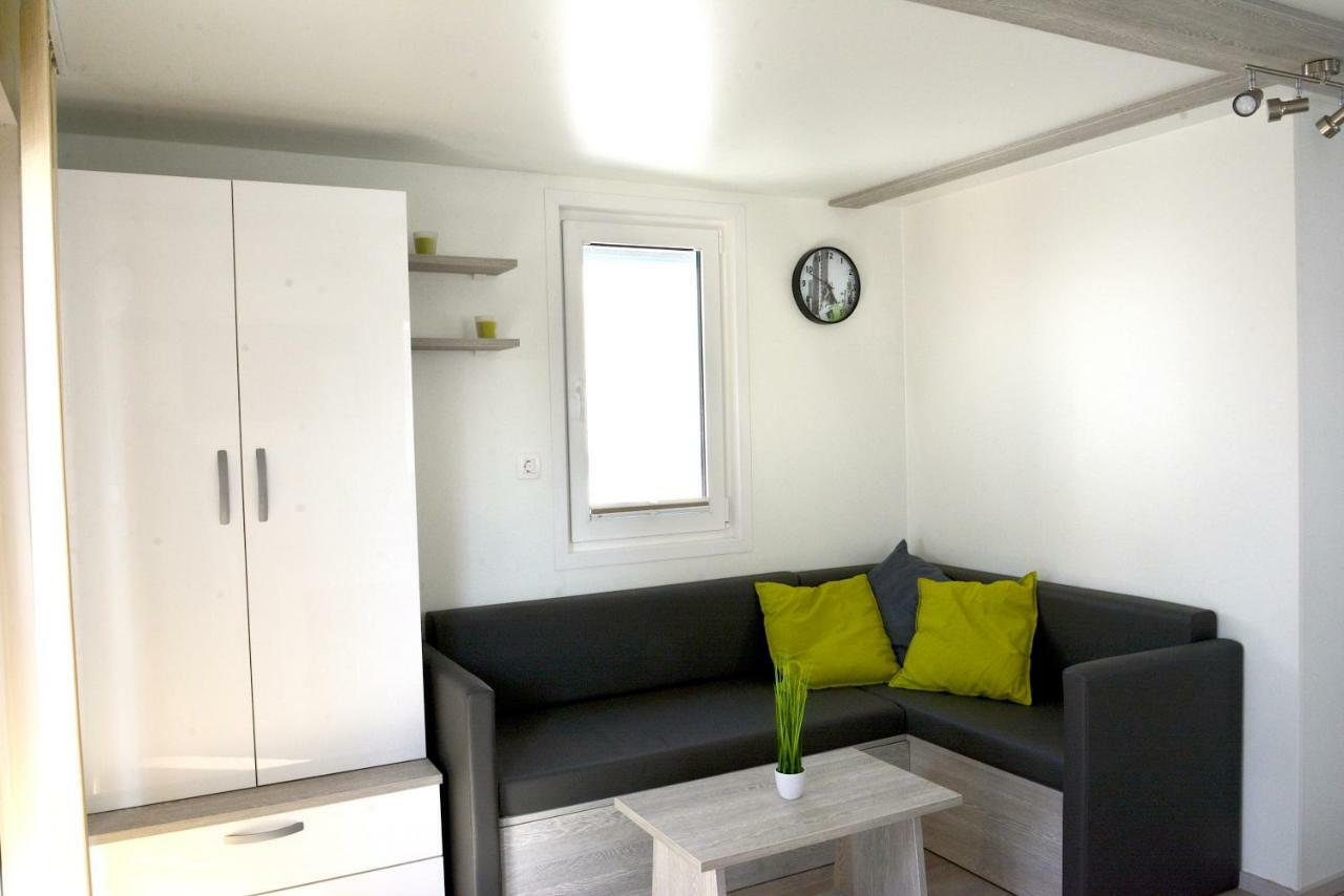 Floating House Hurrea Villa Portorose Esterno foto
