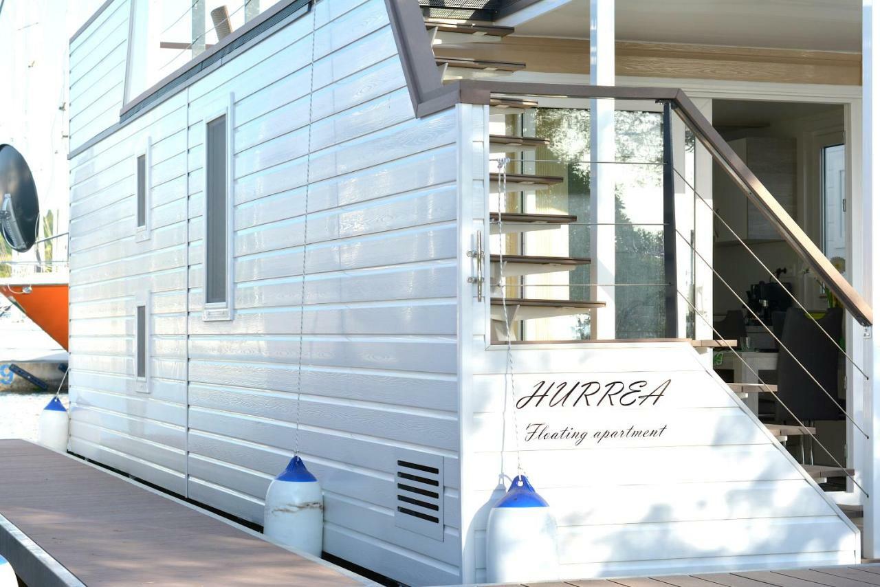 Floating House Hurrea Villa Portorose Esterno foto
